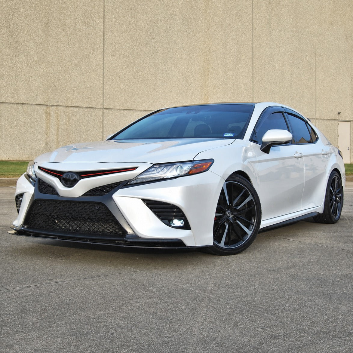 KRVN Clear-Lens LED Fog Light Kit for 2018-2020 Toyota Camry SE/XSE — view 7