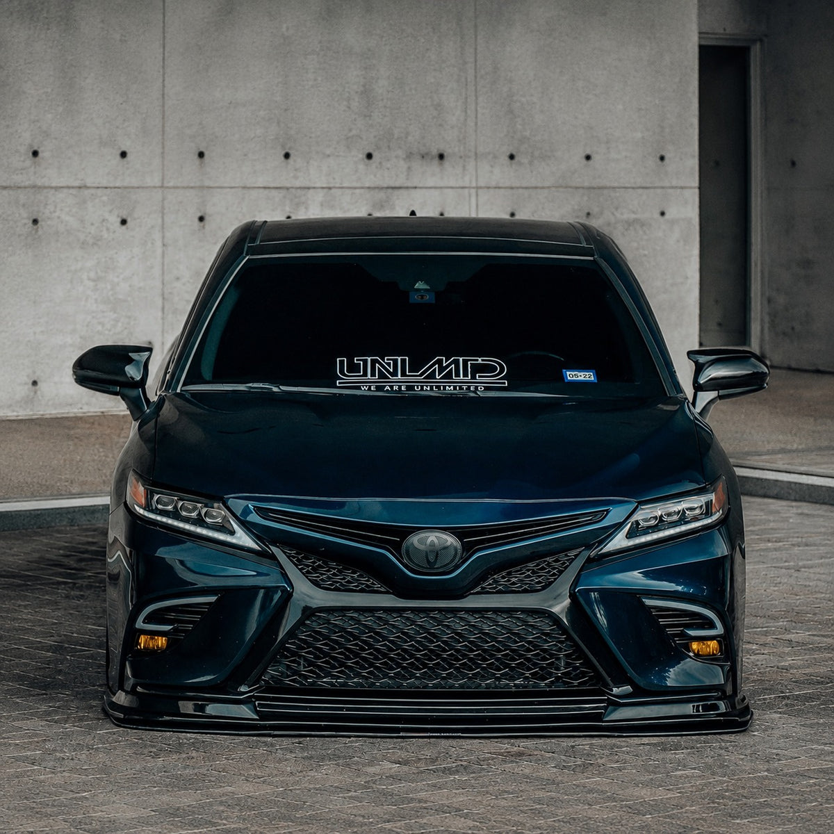 KRVN M-Style Replacement Mirror Caps [For 2018-2024 Toyota Camry with BSM]