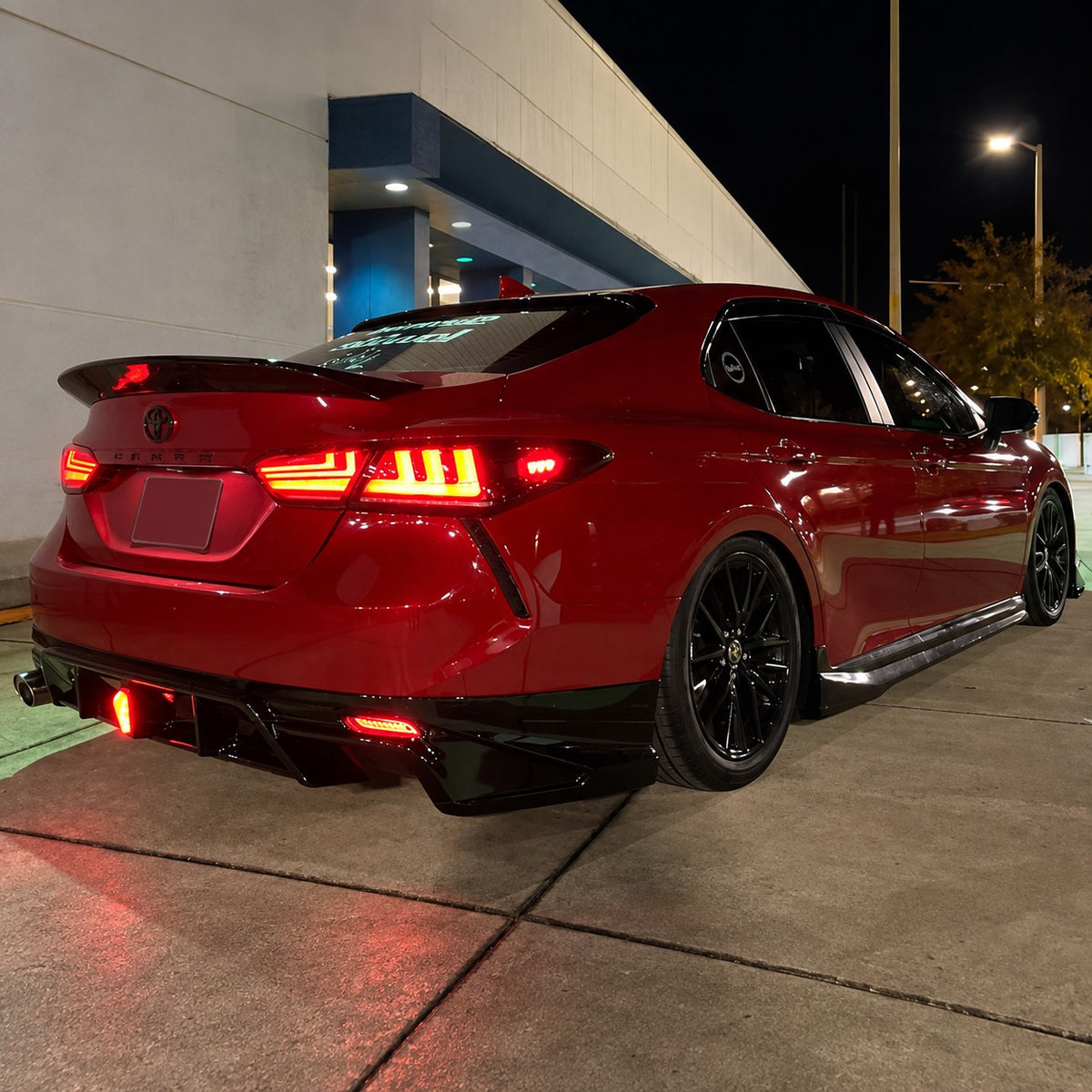 YOFER V1 LED Rear Diffuser [For 2018-2024 Toyota Camry SE/XSE]
